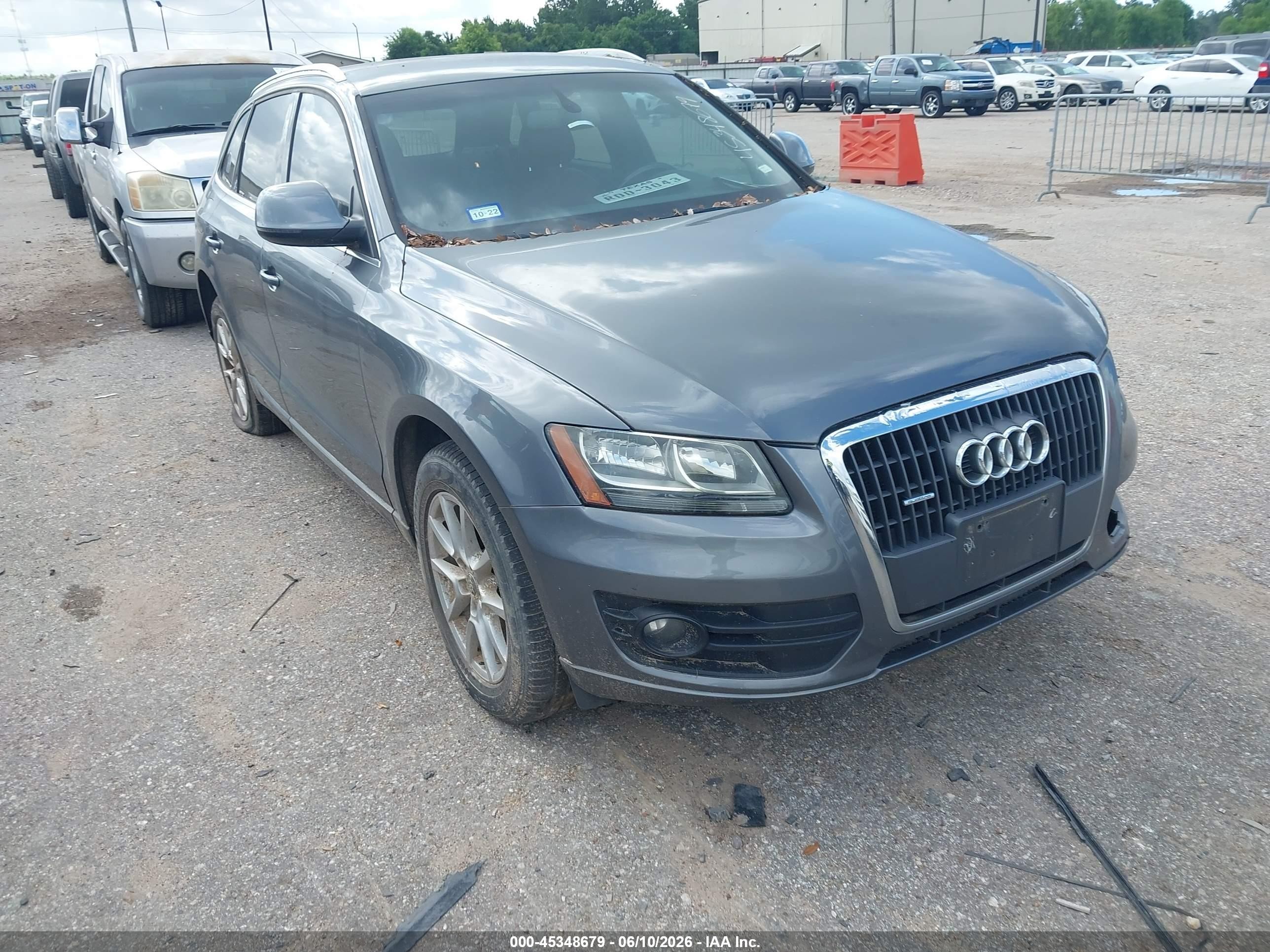 2012 Audi Q5 2.0t Premium Gray vin: WA1CFAFPXCA132990