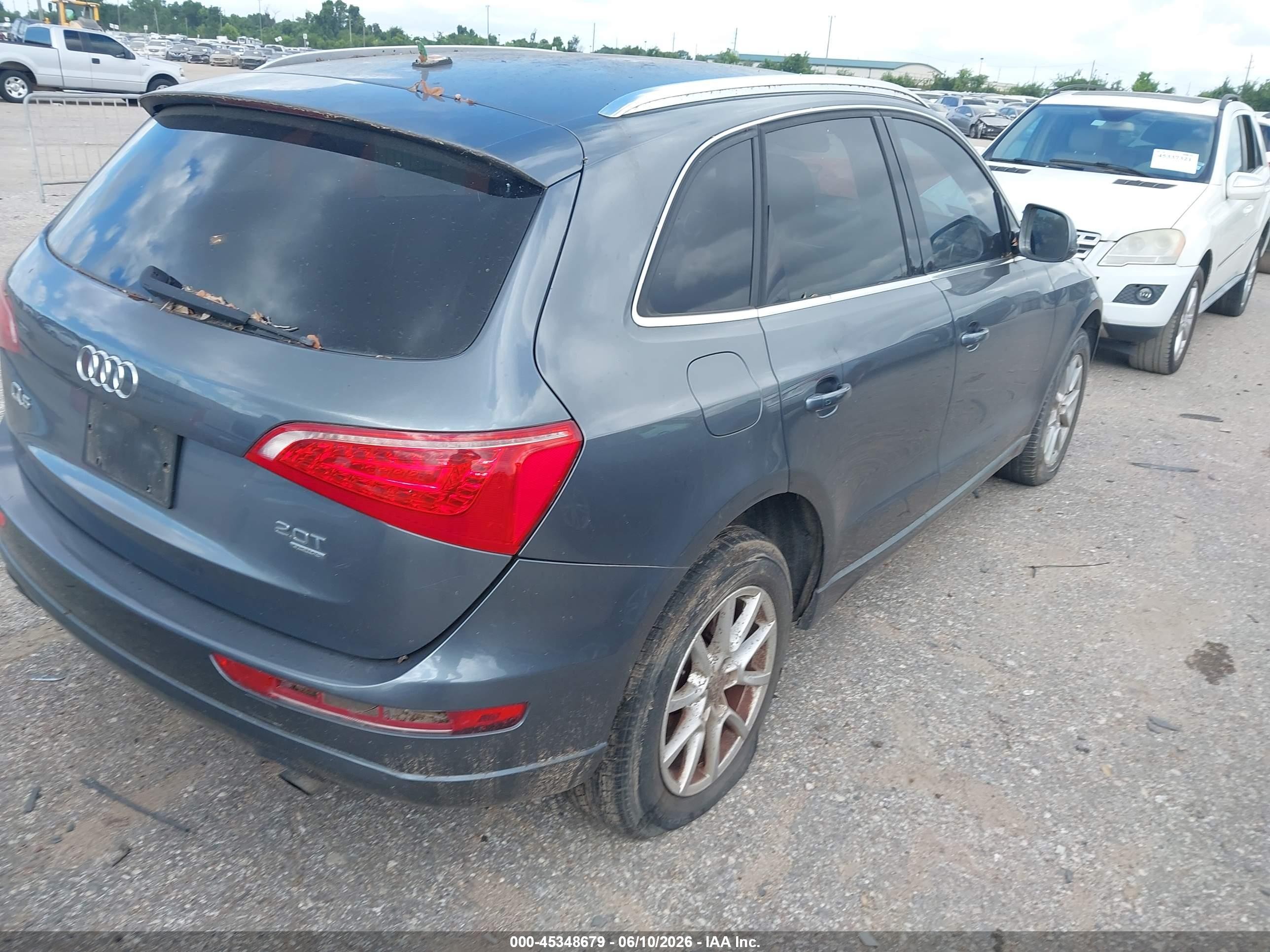 2012 Audi Q5 2.0t Premium Gray vin: WA1CFAFPXCA132990