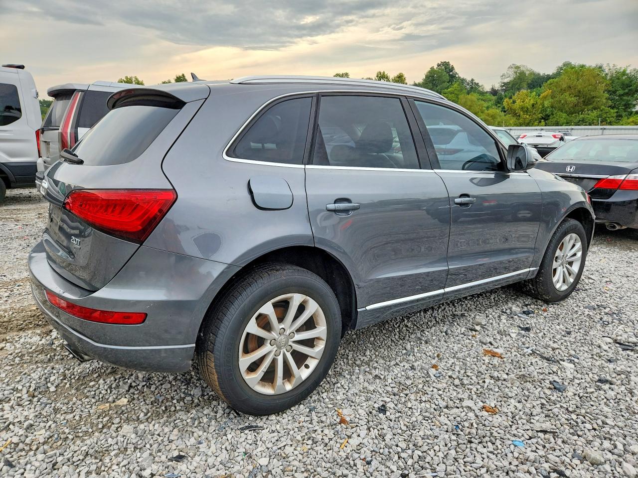2013 Audi Q5 Premium Gray vin: WA1CFAFPXDA007599