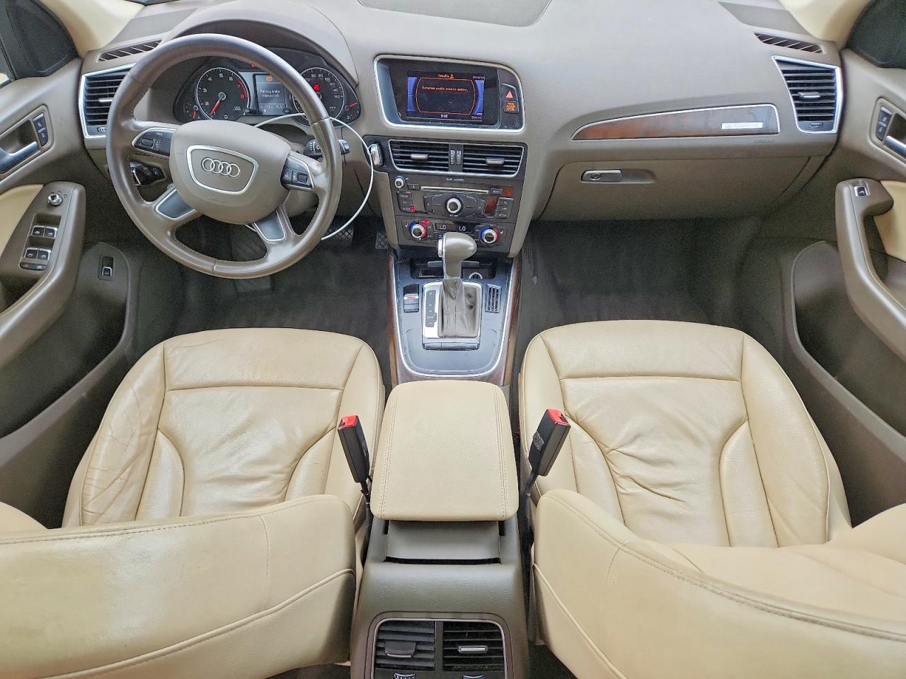 2015 Audi Q5 Premium Beige vin: WA1CFAFPXFA042730