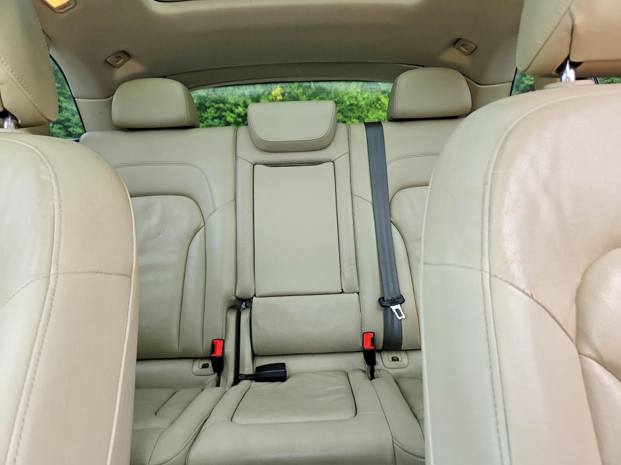 2015 Audi Q5 Premium Beige vin: WA1CFAFPXFA042730