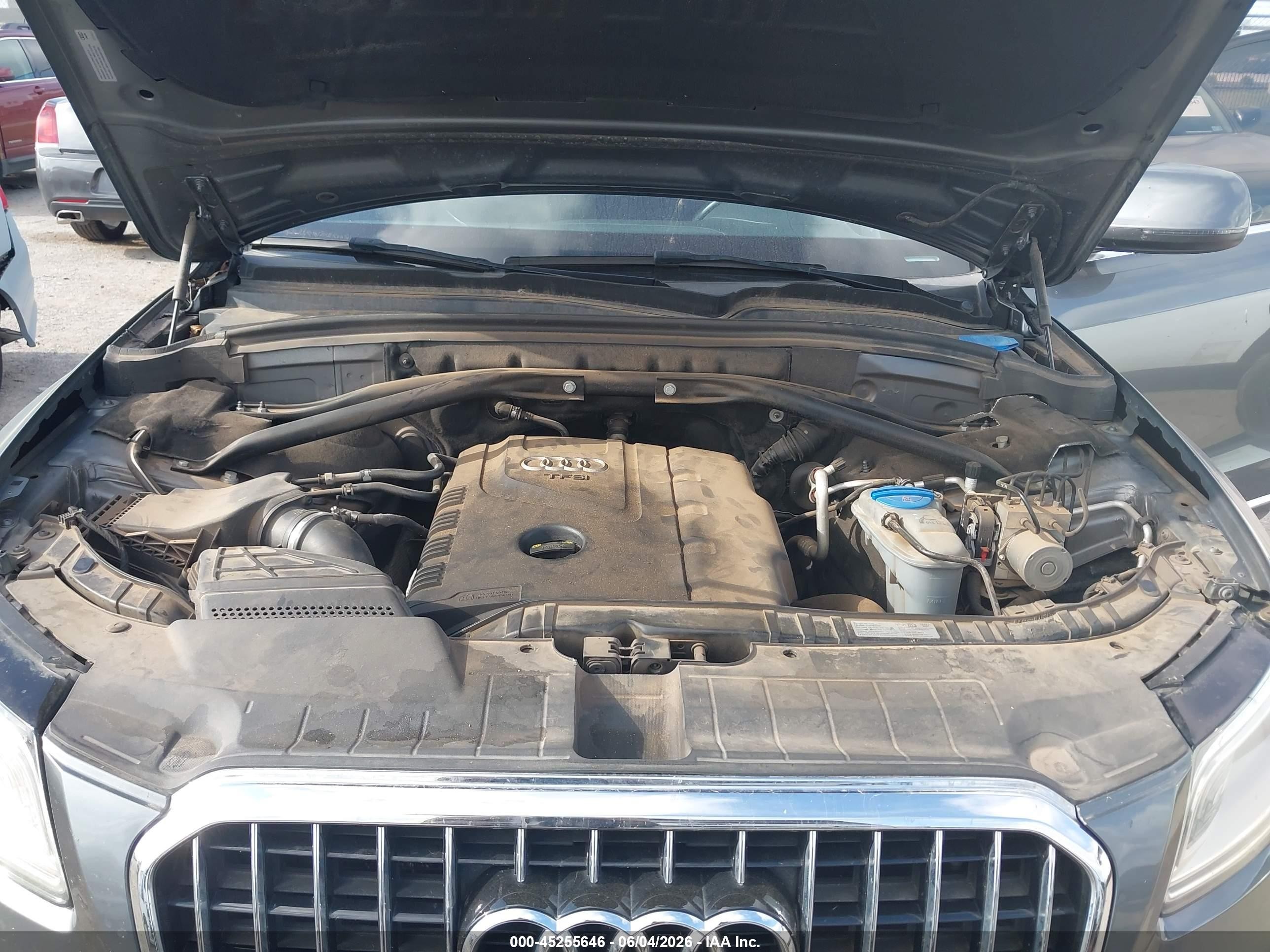 2015 Audi Q5 2.0t Premium Gray vin: WA1CFAFPXFA050472