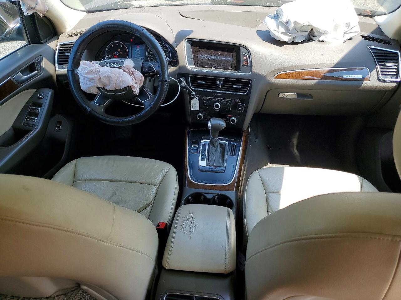 2015 Audi Q5 Premium Brown vin: WA1CFAFPXFA050858