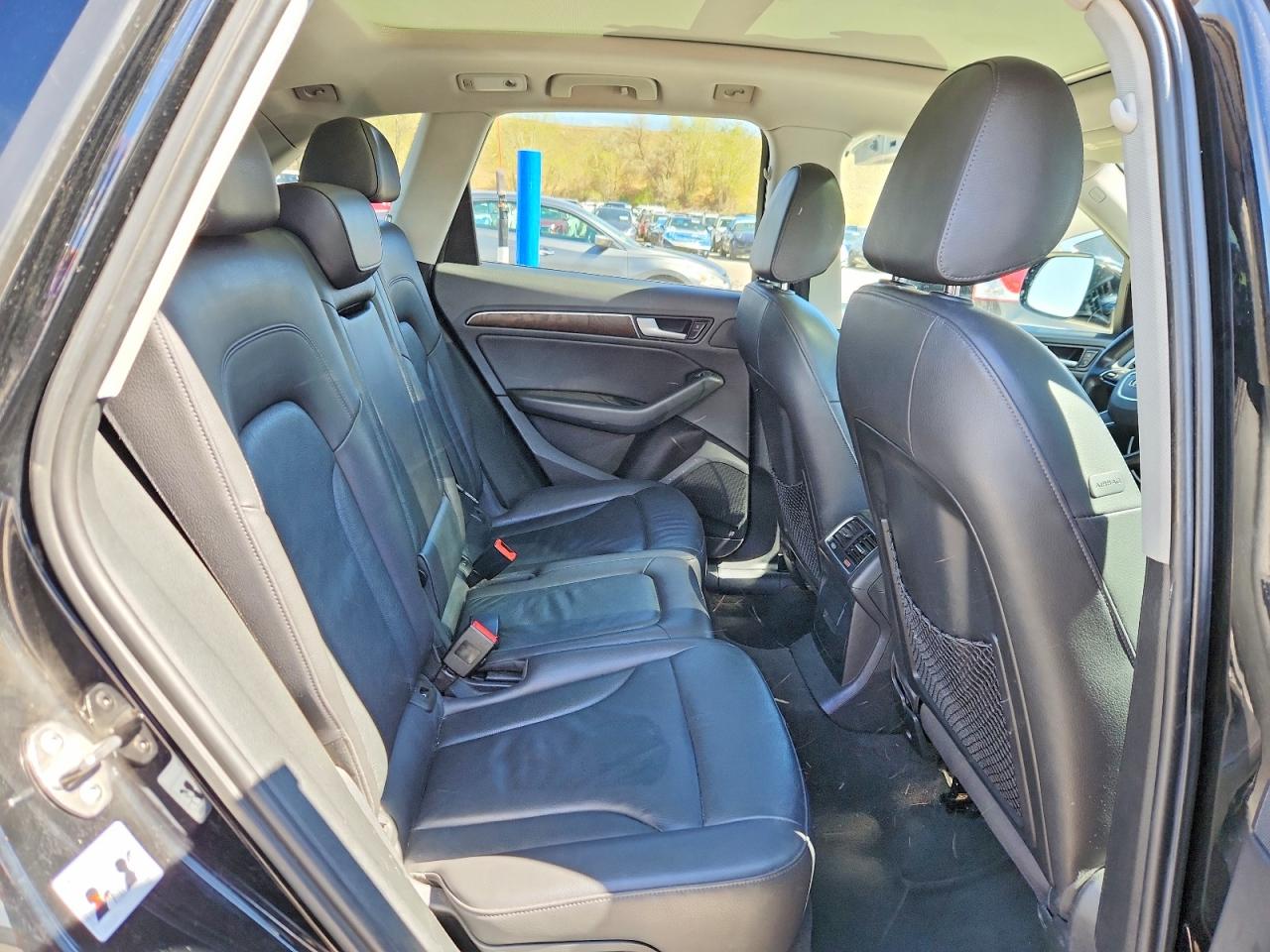2015 Audi Q5 Premium Черный vin: WA1CFAFPXFA122657