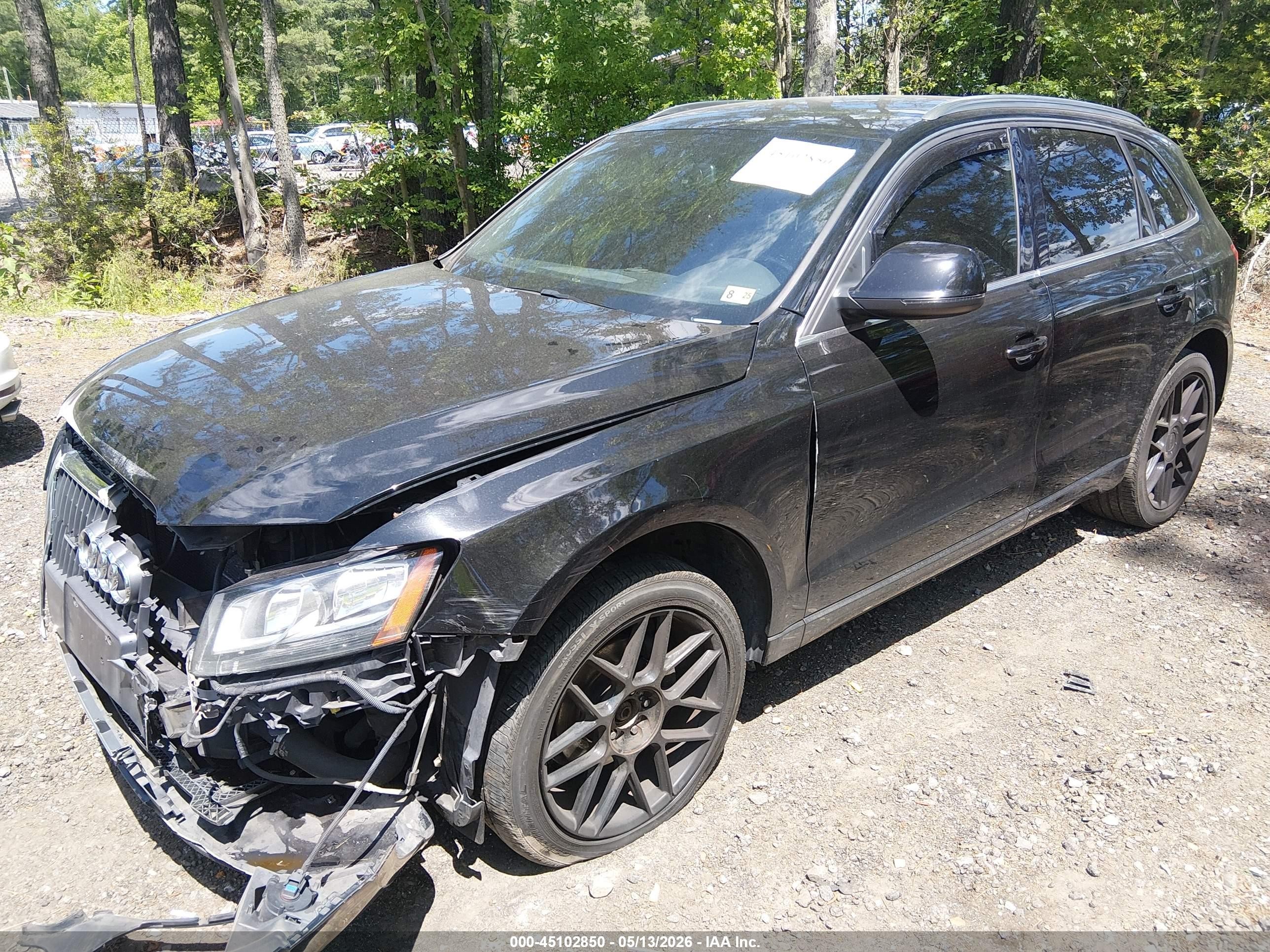 2011 Audi Q5 2.0t Premium Black vin: WA1CFBFPXBA097288