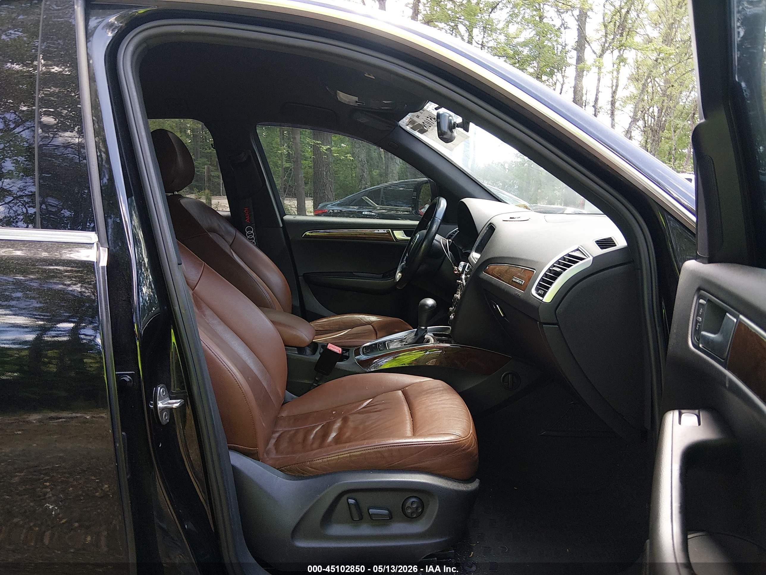 2011 Audi Q5 2.0t Premium Black vin: WA1CFBFPXBA097288