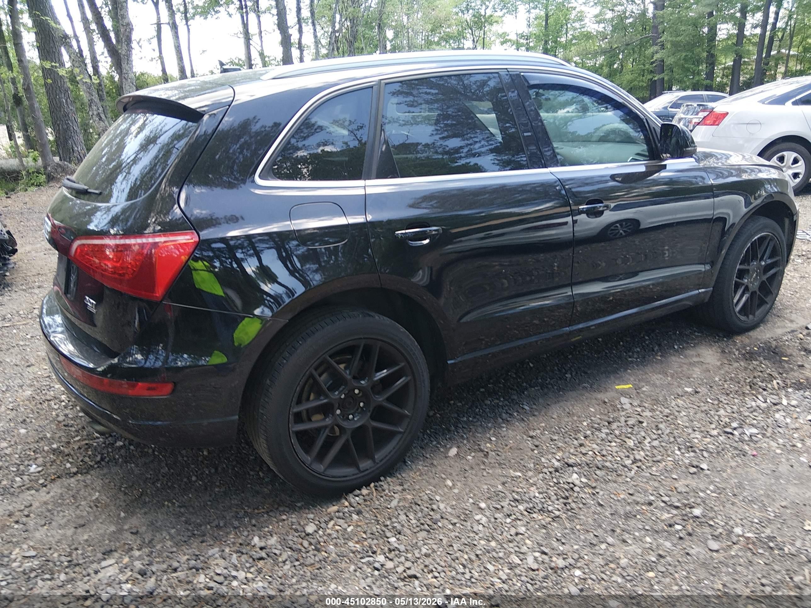 2011 Audi Q5 2.0t Premium Black vin: WA1CFBFPXBA097288