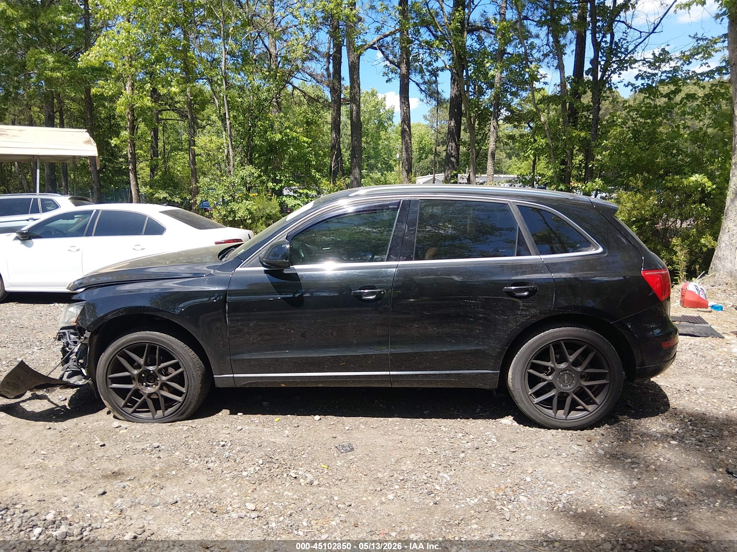 2011 Audi Q5 2.0t Premium Black vin: WA1CFBFPXBA097288