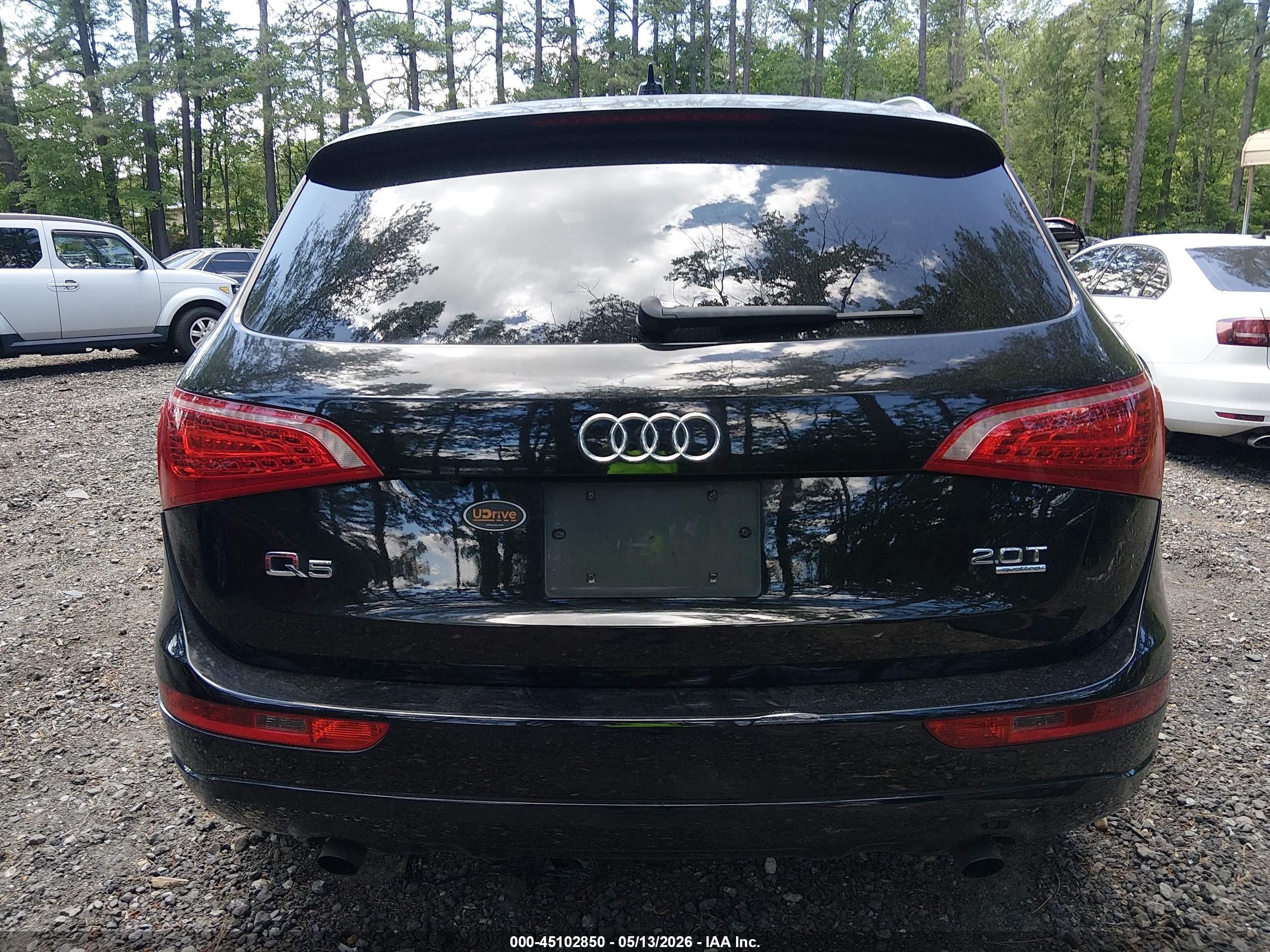 2011 Audi Q5 2.0t Premium Black vin: WA1CFBFPXBA097288
