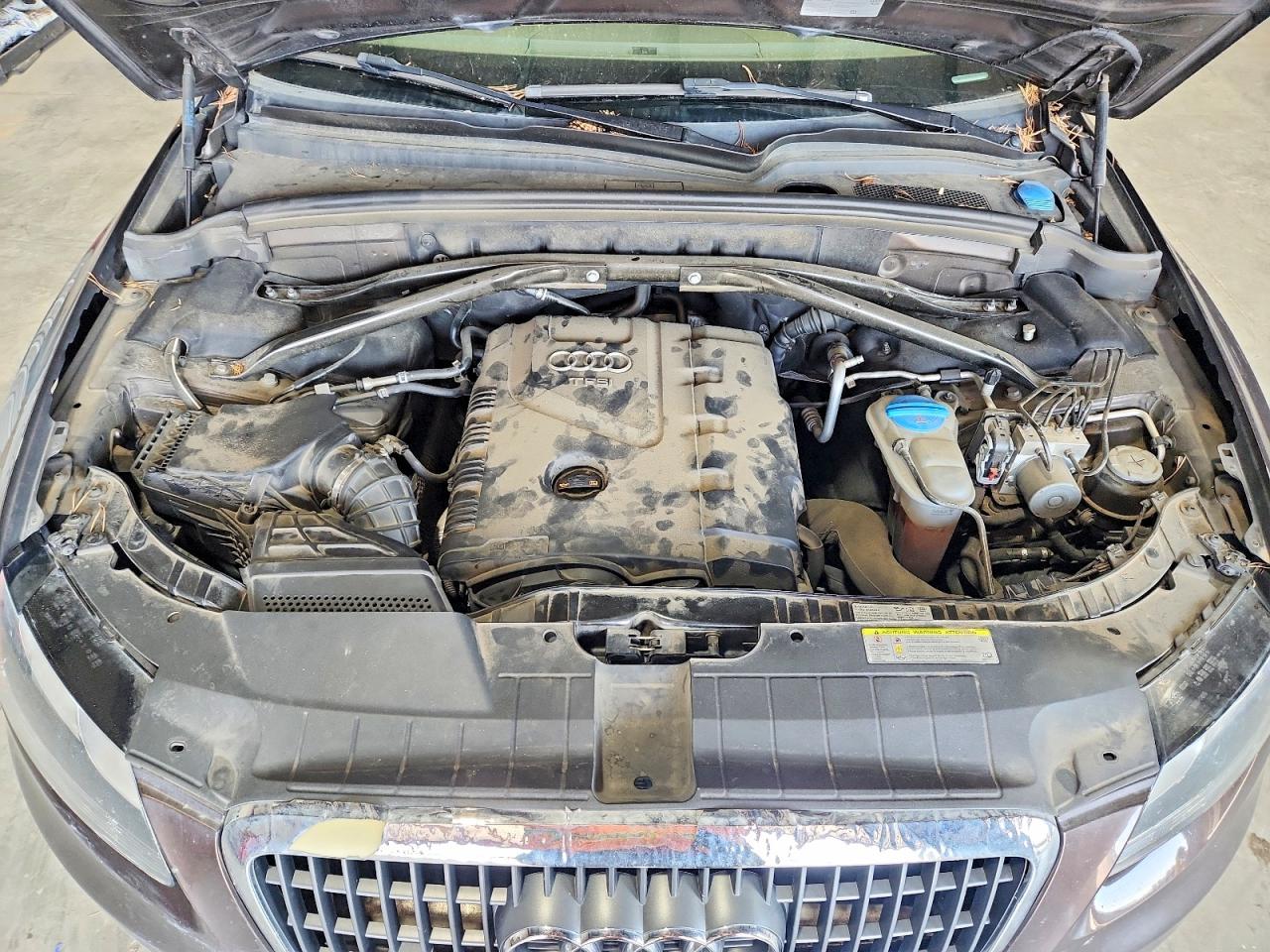 2012 Audi Q5 Premium Brown vin: WA1CFBFPXCA087121