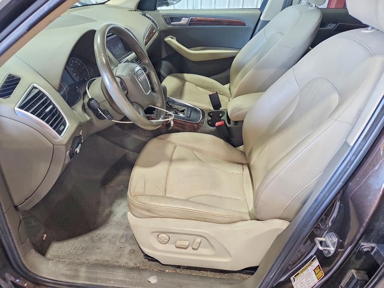 2012 Audi Q5 Premium Brown vin: WA1CFBFPXCA087121