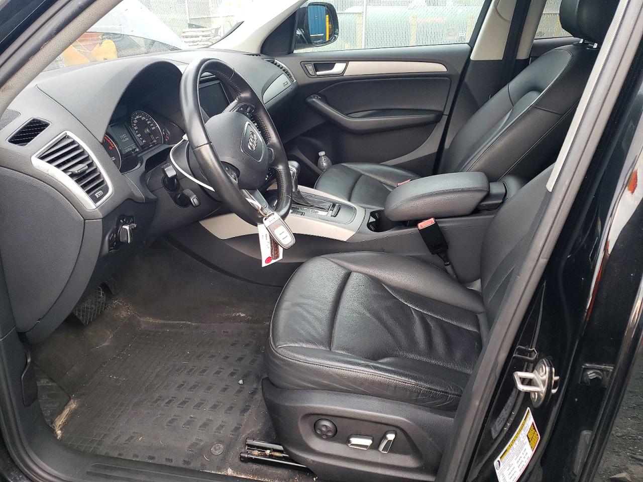 2014 Audi Q5 Premium Черный vin: WA1CFCFP2EA012213