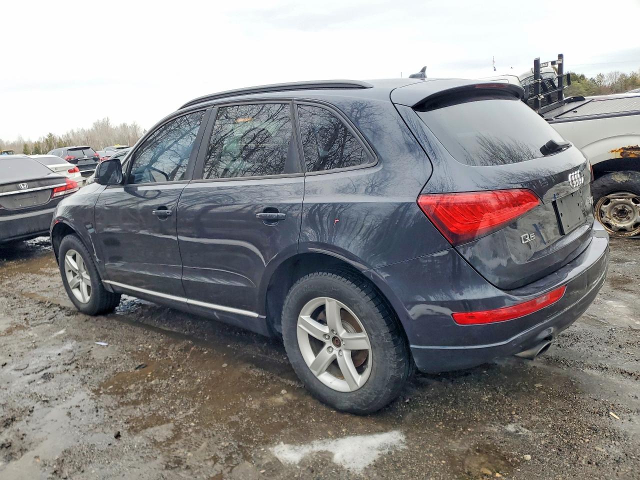 2013 Audi Q5 Premium Charcoal vin: WA1CFCFPXDA063120
