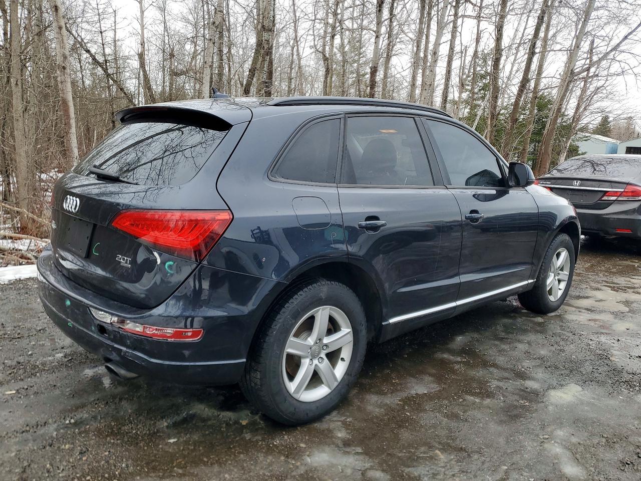 2013 Audi Q5 Premium Charcoal vin: WA1CFCFPXDA063120