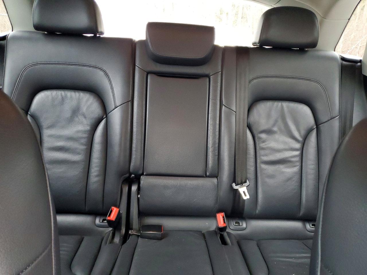 2013 Audi Q5 Premium Charcoal vin: WA1CFCFPXDA063120