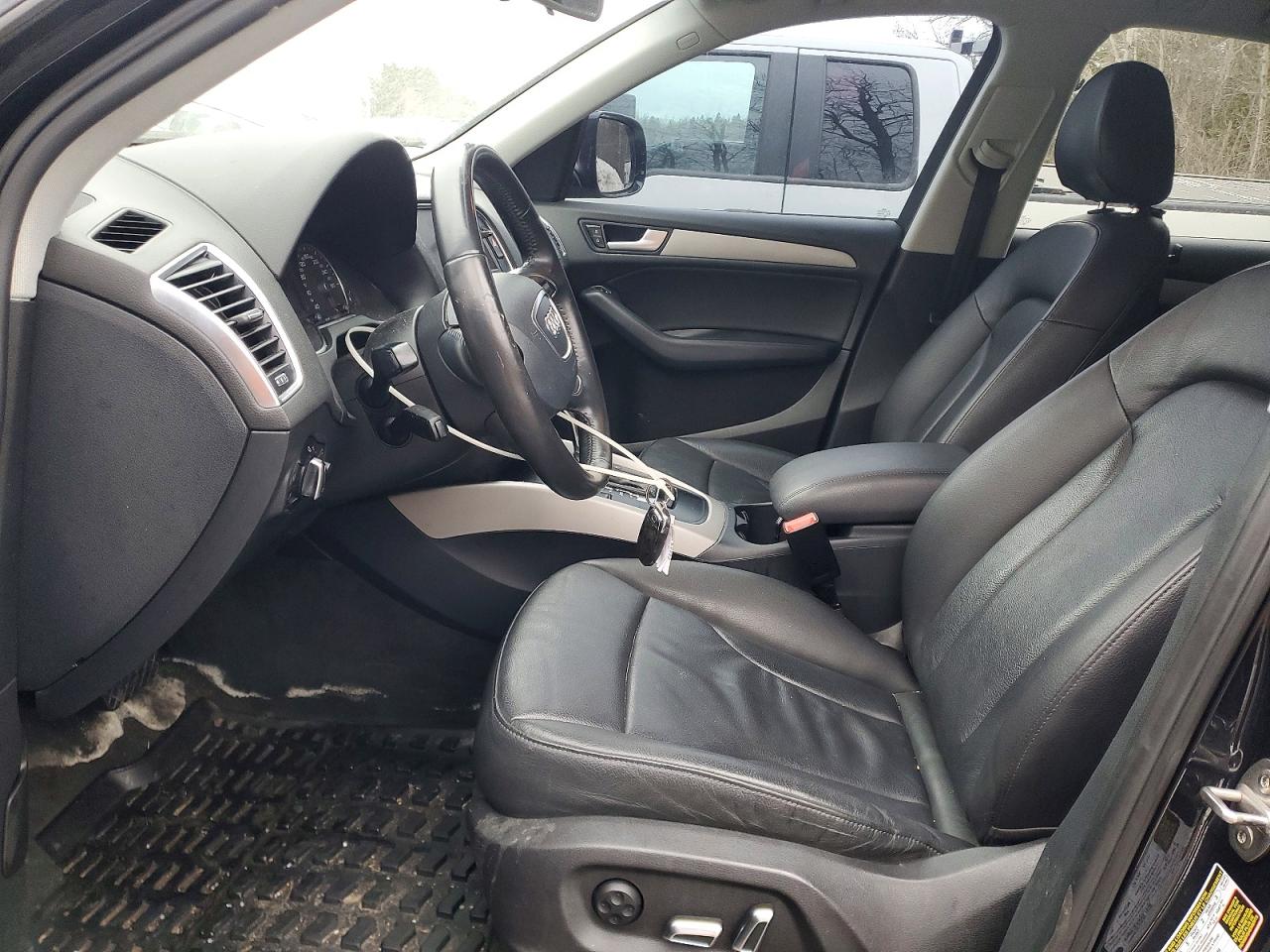 2013 Audi Q5 Premium Charcoal vin: WA1CFCFPXDA063120