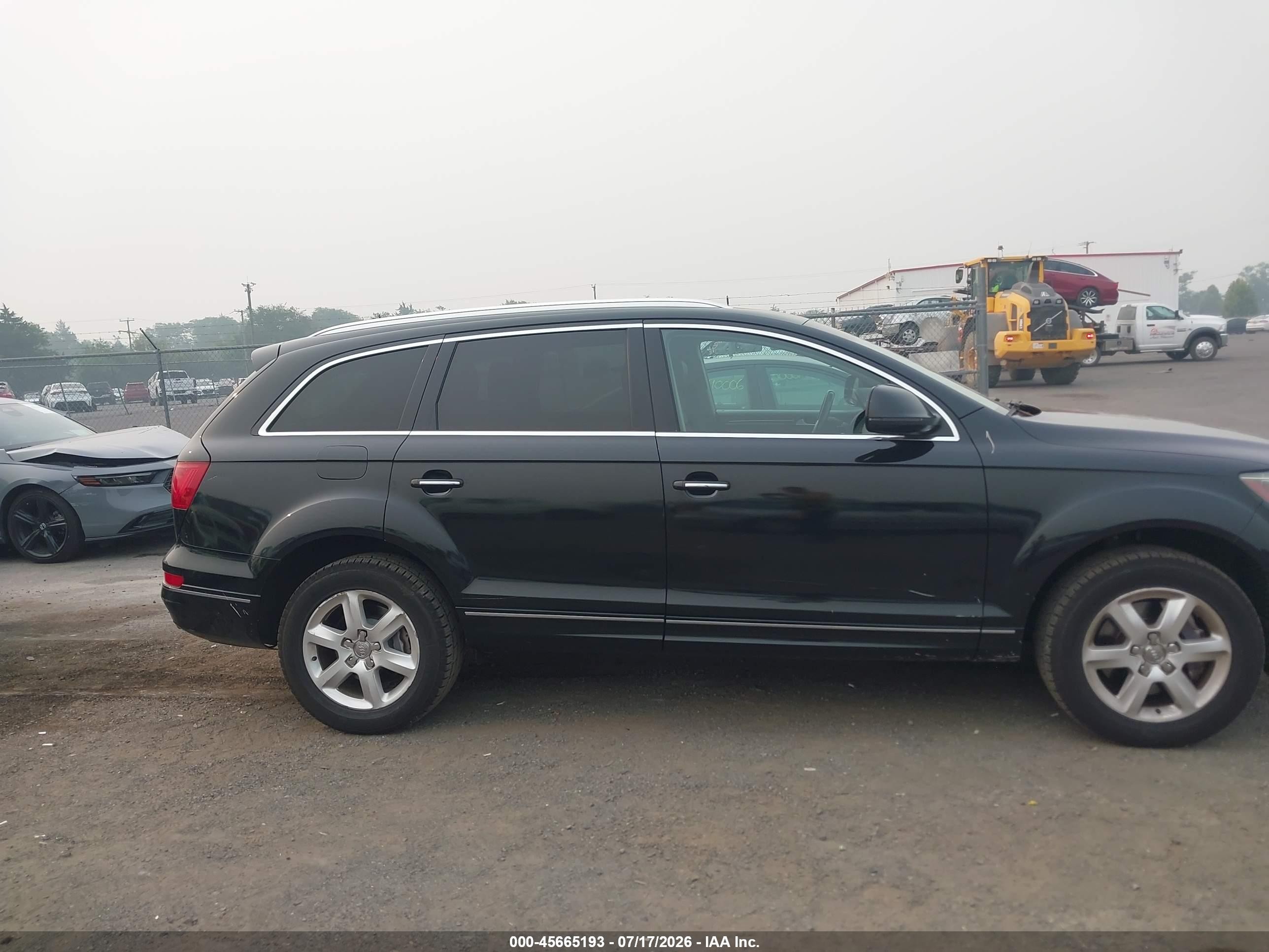 2015 Audi Q7 3.0t Premium Black vin: WA1CGAFE0FD007933