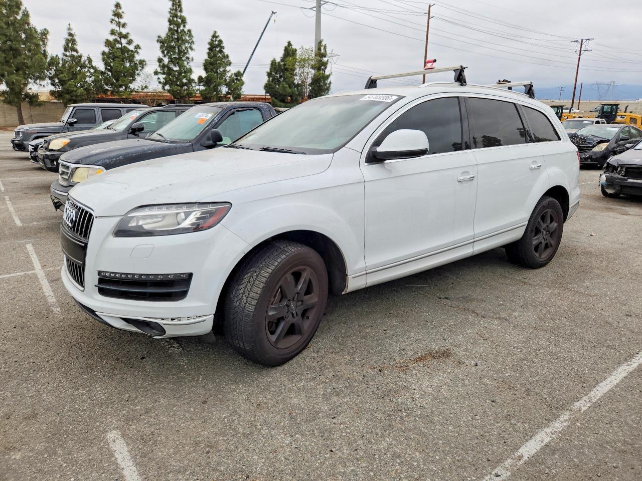 2015 Audi Q7 Premium White vin: WA1CGAFE1FD010730