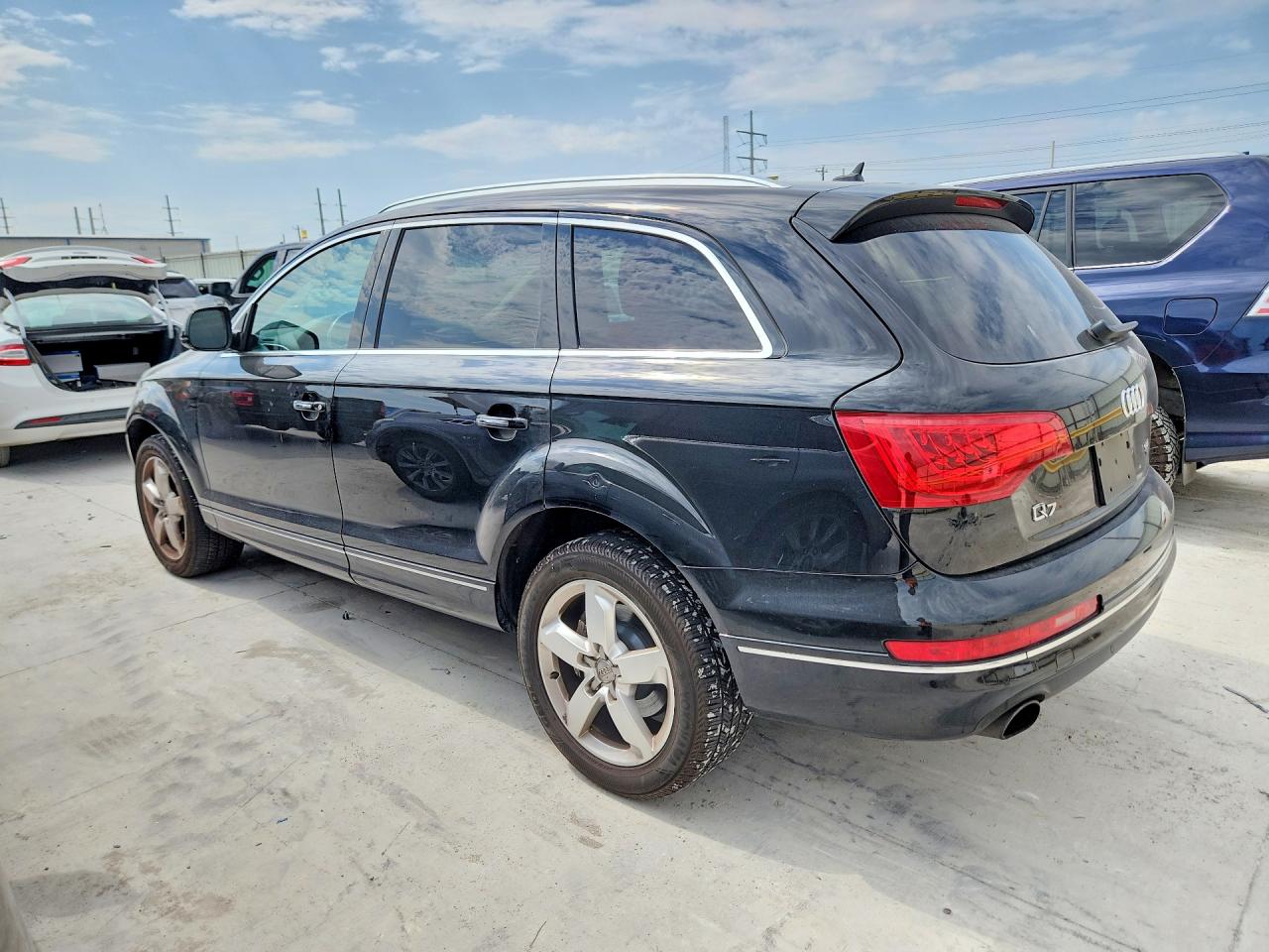 2015 Audi Q7 Black vin: WA1CGAFE1FD033179