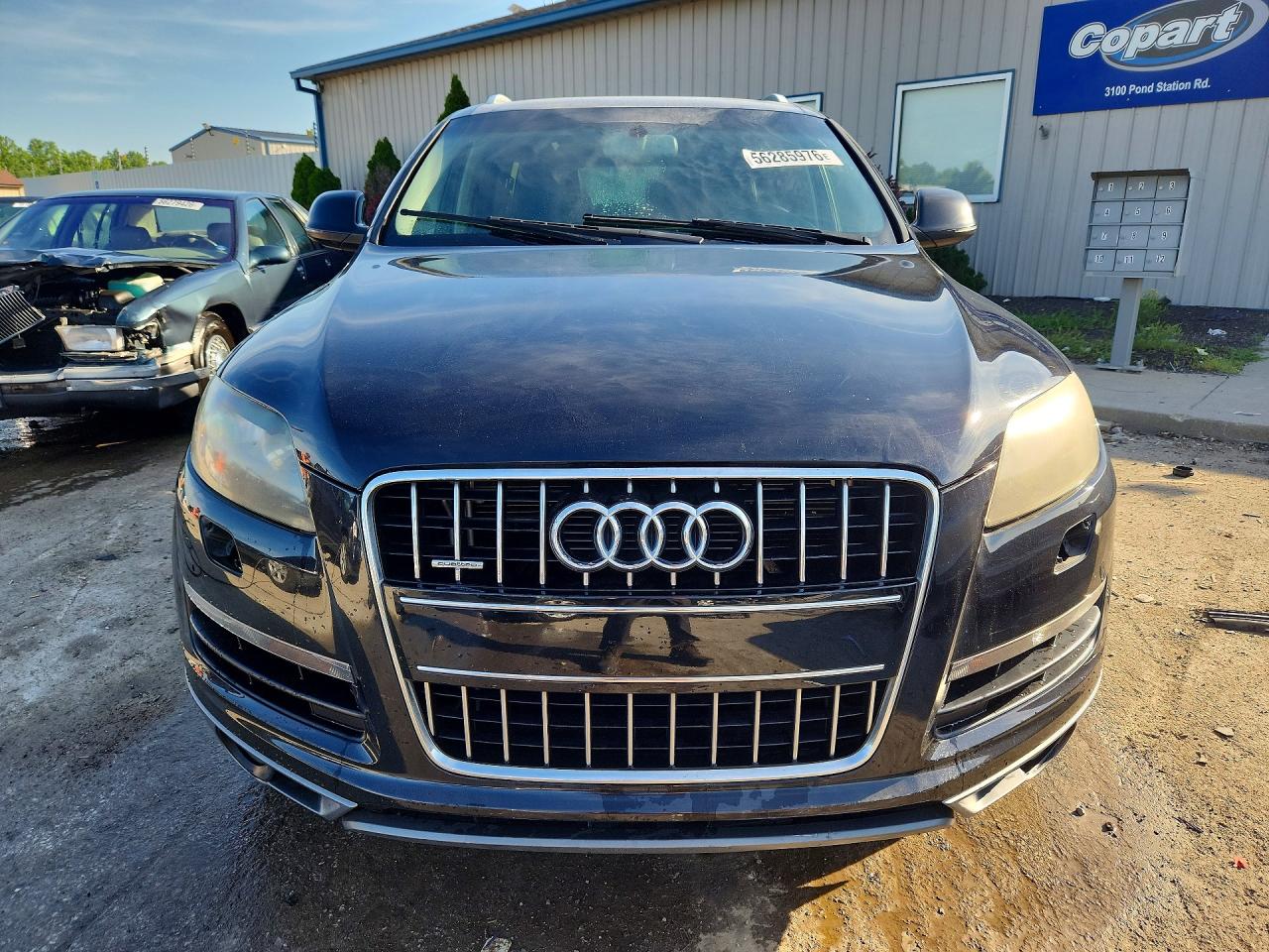 2011 Audi Q7 Premium Black vin: WA1CGAFE2BD002467