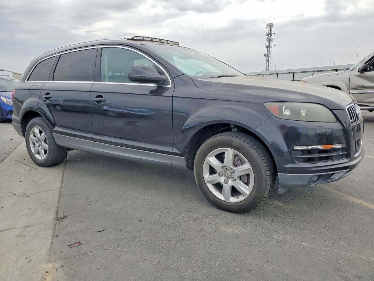 2011 Audi Q7 Premium Black vin: WA1CGAFE4BD006813