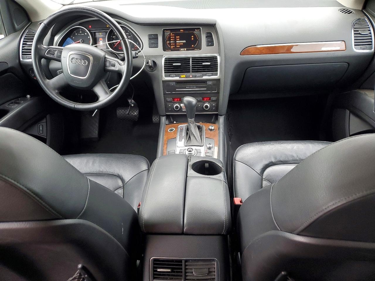 2011 Audi Q7 Premium Black vin: WA1CGAFE4BD006813