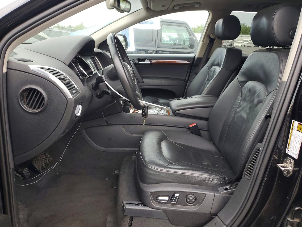 2011 Audi Q7 Premium Black vin: WA1CGAFE4BD006813