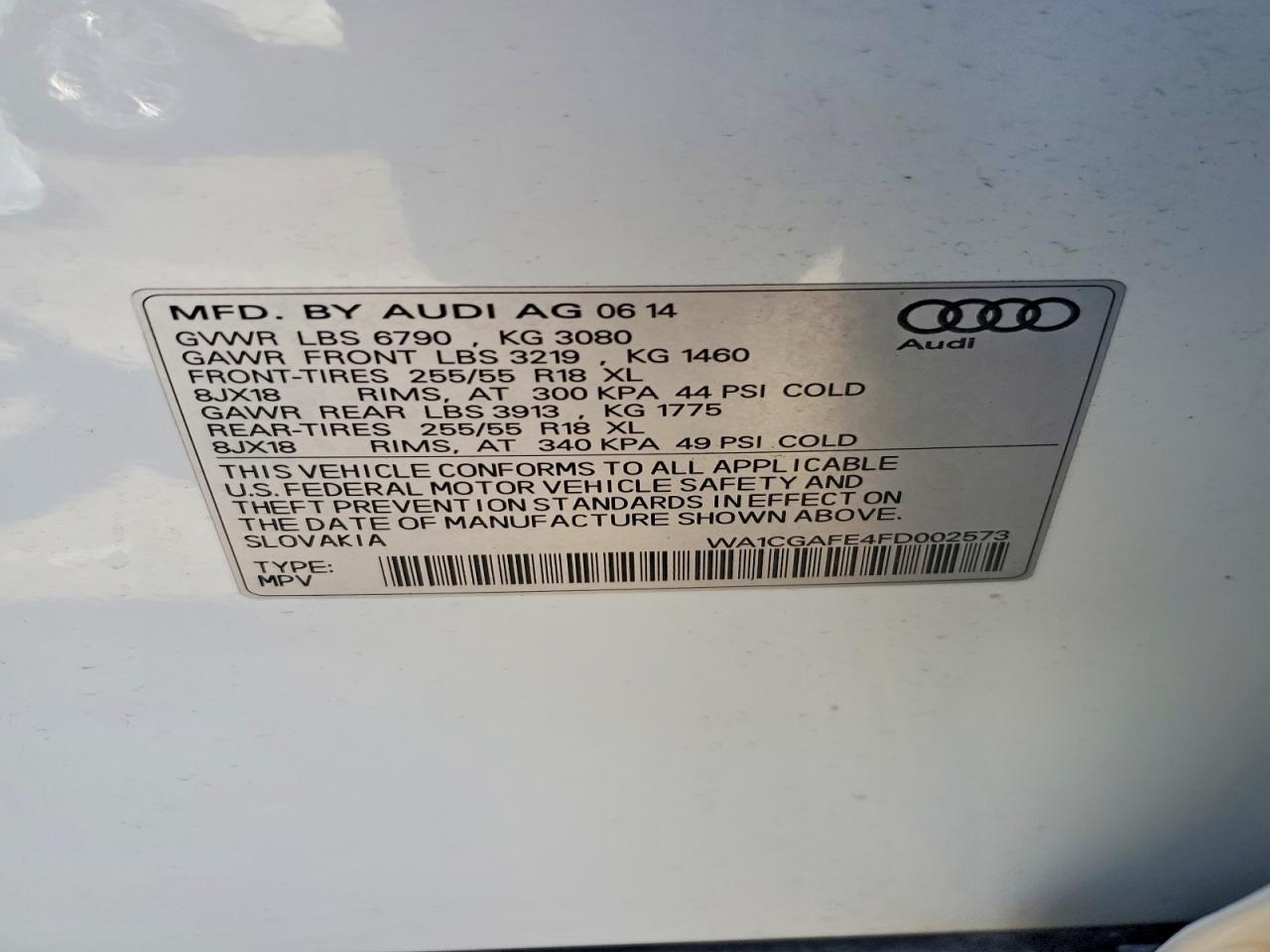 2015 Audi Q7 Premium Белый vin: WA1CGAFE4FD002573