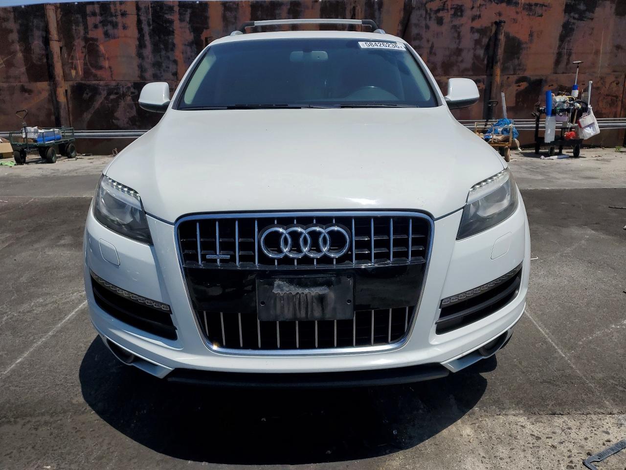 2015 Audi Q7 Premium White vin: WA1CGAFE4FD007837