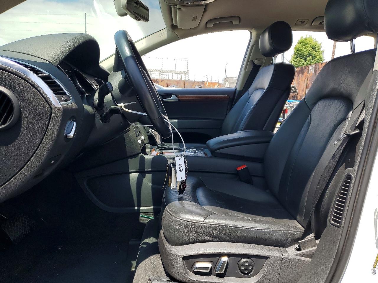 2015 Audi Q7 Premium White vin: WA1CGAFE4FD007837