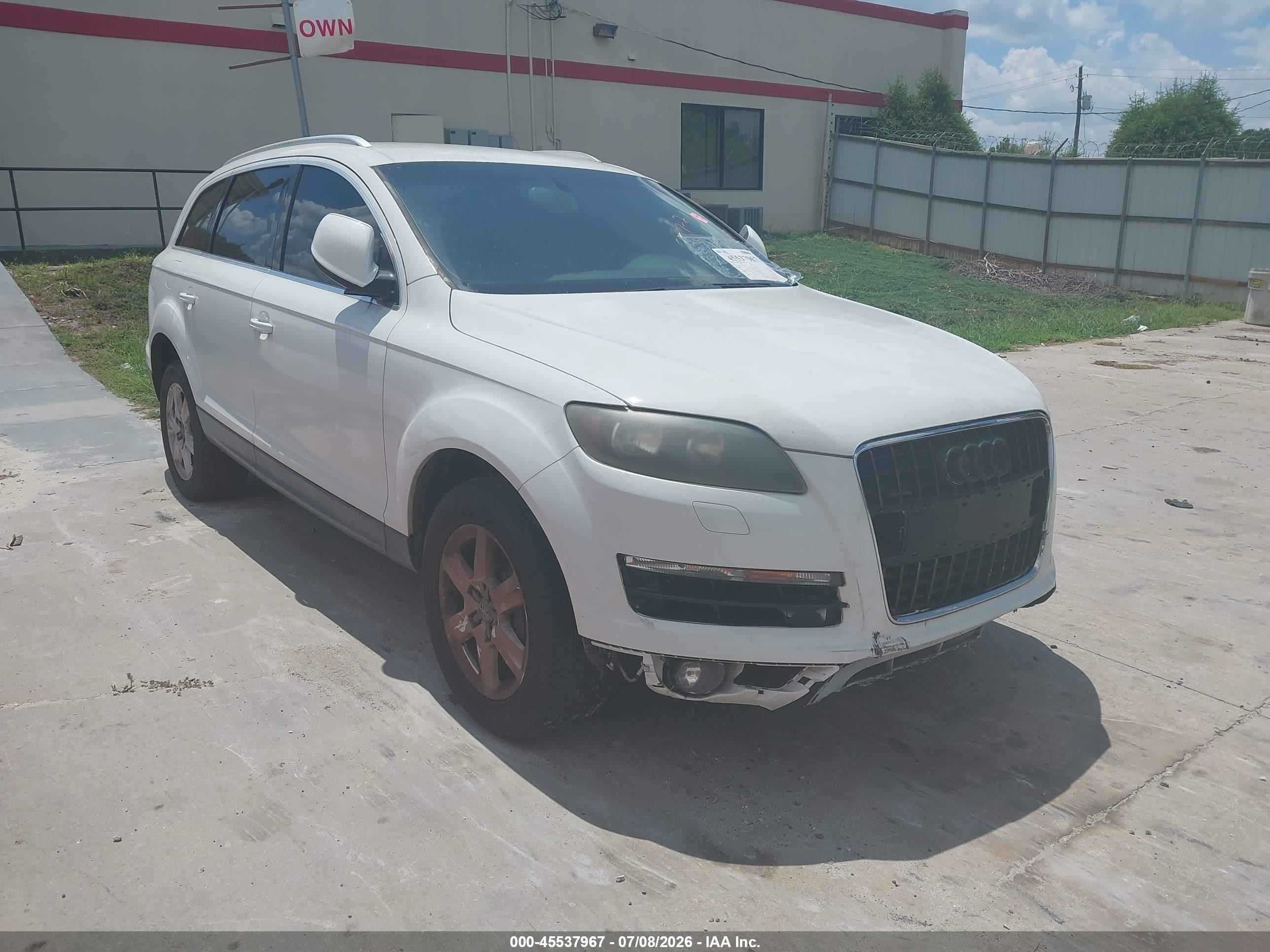 2011 Audi Q7 3.0t Premium Белый vin: WA1CGAFE6BD003590