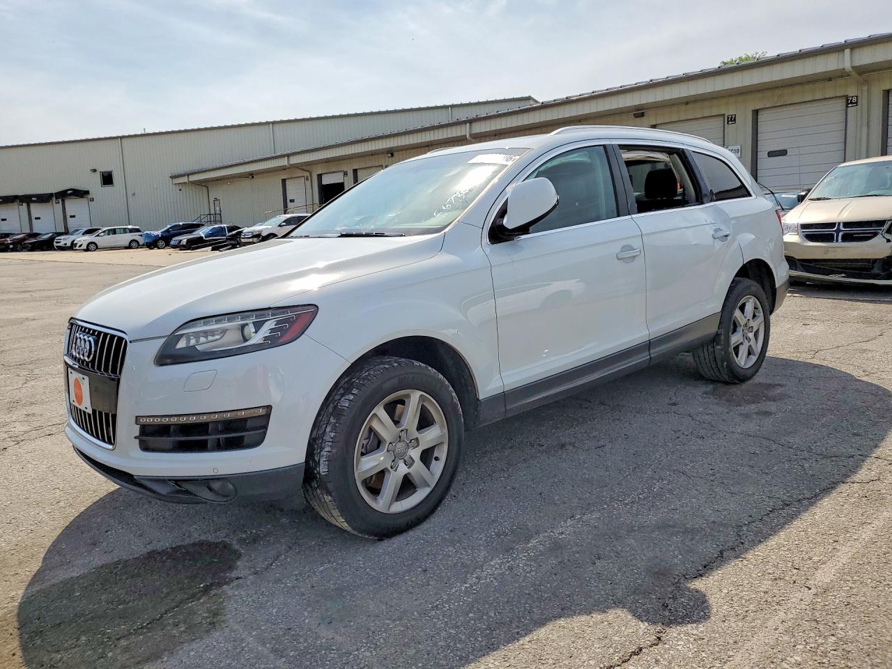2014 Audi Q7 Premium White vin: WA1CGAFE6ED004002