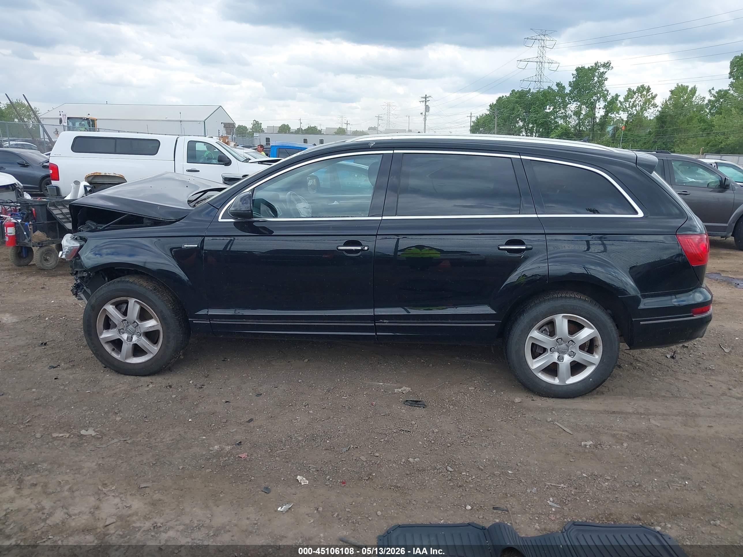 2015 Audi Q7 3.0t Premium Beige vin: WA1CGAFEXFD021760