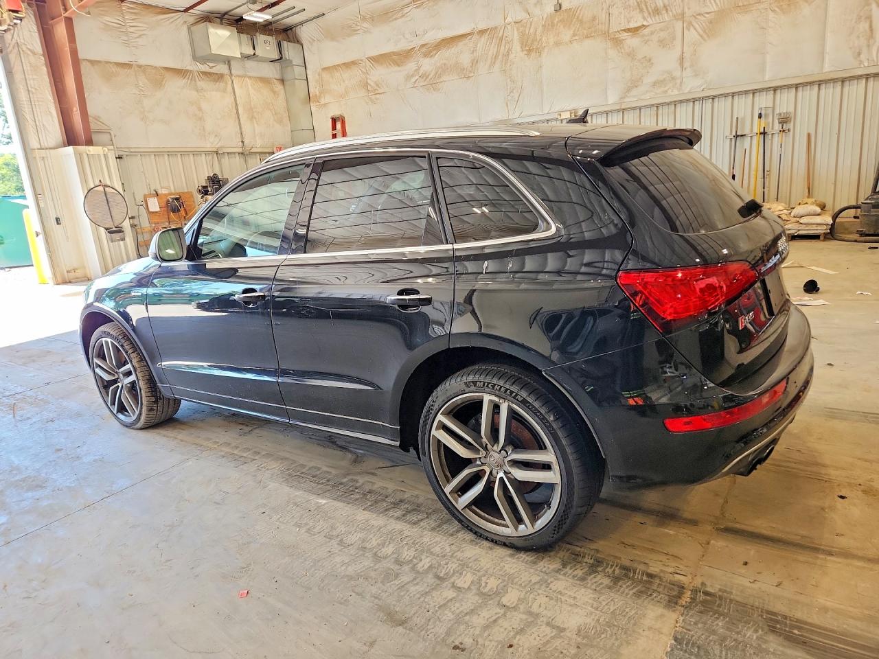 2015 Audi Sq5 Premium Plus Black vin: WA1CGAFP0FA023424