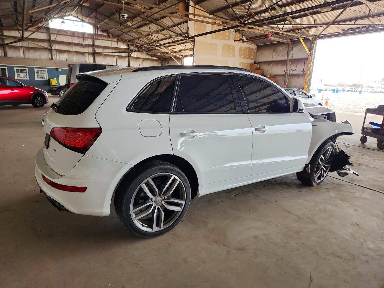 2015 Audi Sq5 Premium Plus White vin: WA1CGAFP0FA090525
