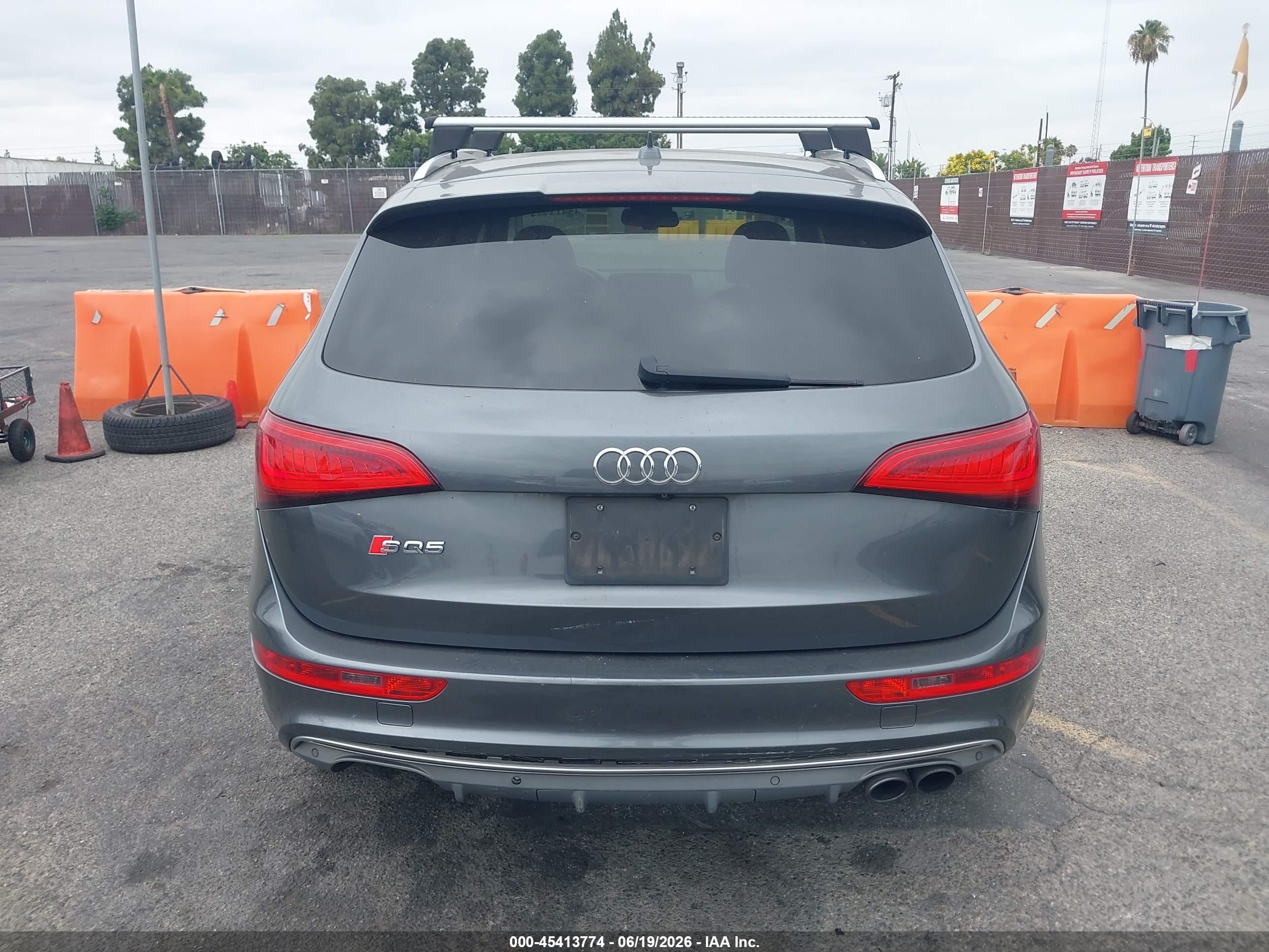 2015 Audi Sq5 3.0t Premium Plus Gray vin: WA1CGAFP1FA103038