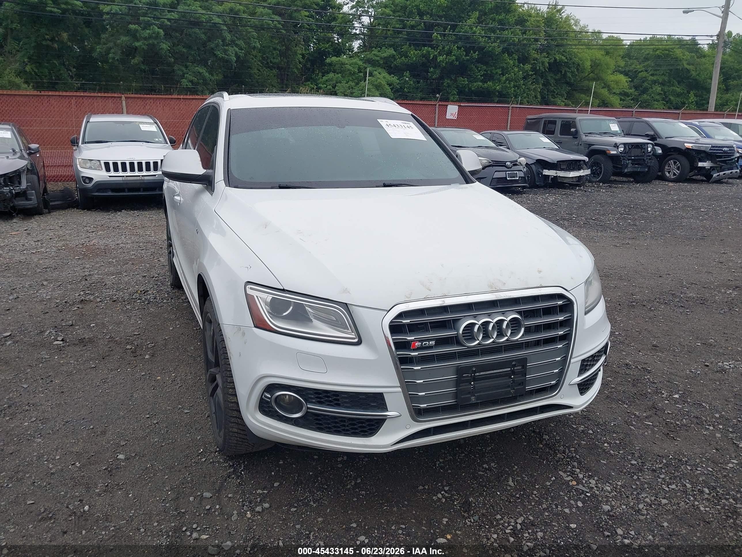 2015 Audi Sq5 3.0t Premium Plus White vin: WA1CGAFP3FA026656