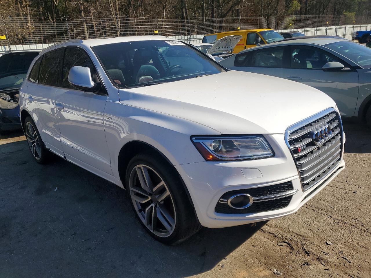 2014 Audi Sq5 Premium Plus White vin: WA1CGAFP4EA030701