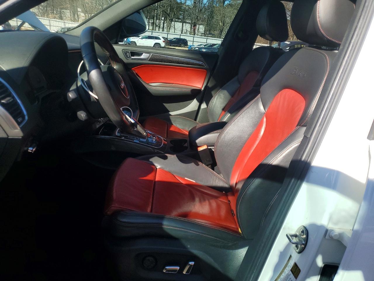 2014 Audi Sq5 Premium Plus White vin: WA1CGAFP4EA030701