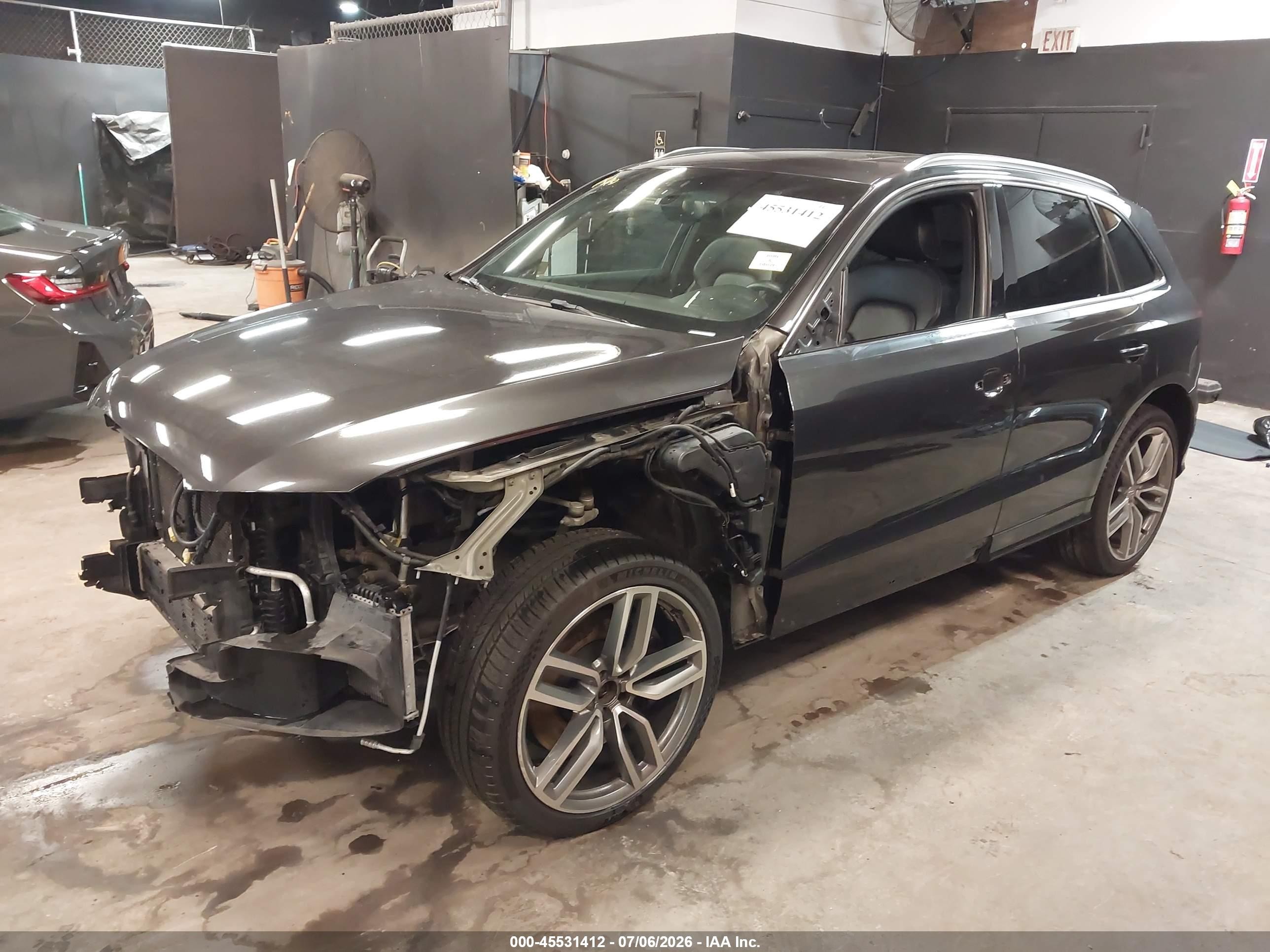 2014 Audi Sq5 3.0t Premium Plus Серый vin: WA1CGAFP7EA068620