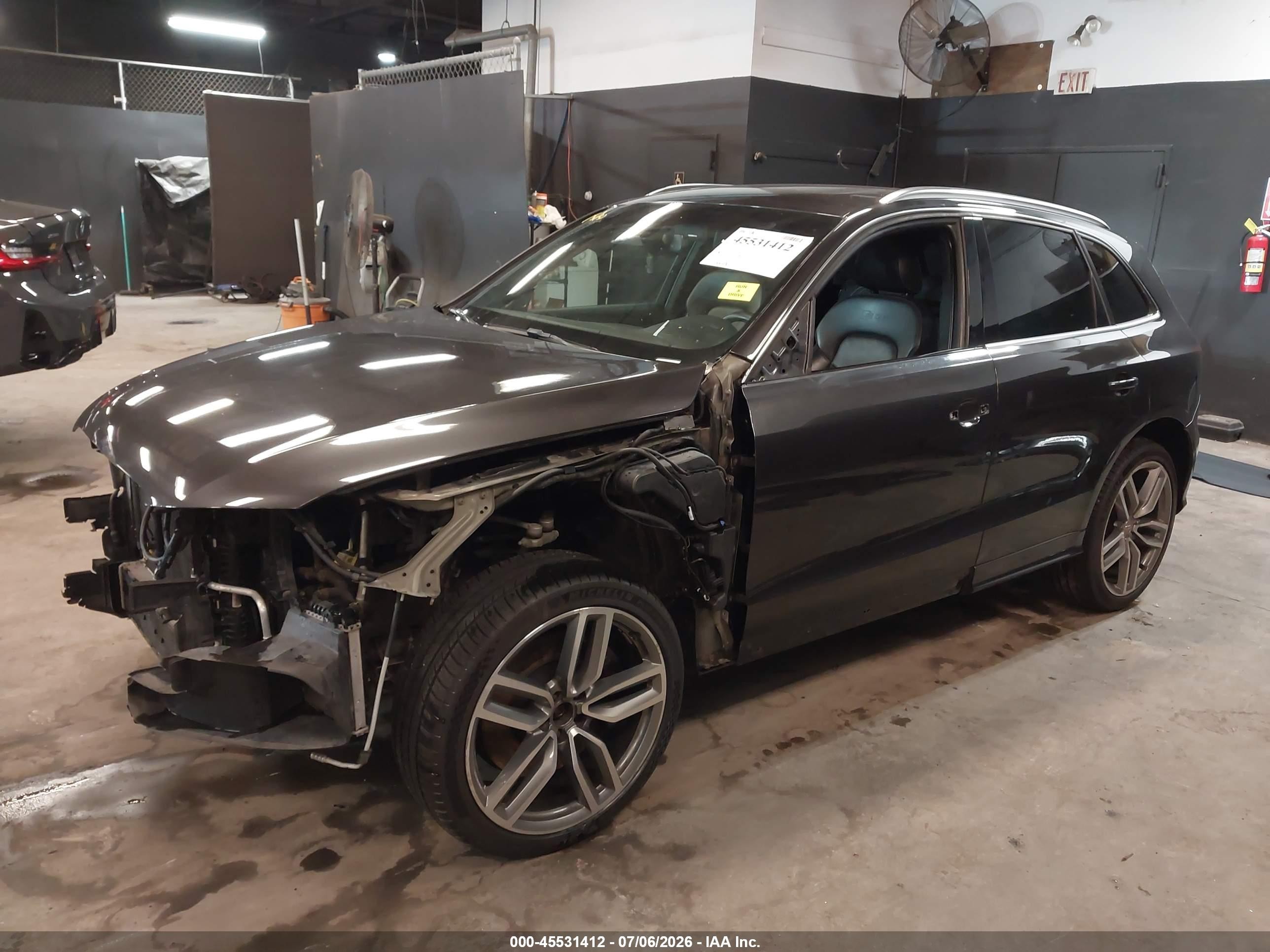 2014 Audi Sq5 3.0t Premium Plus Серый vin: WA1CGAFP7EA068620