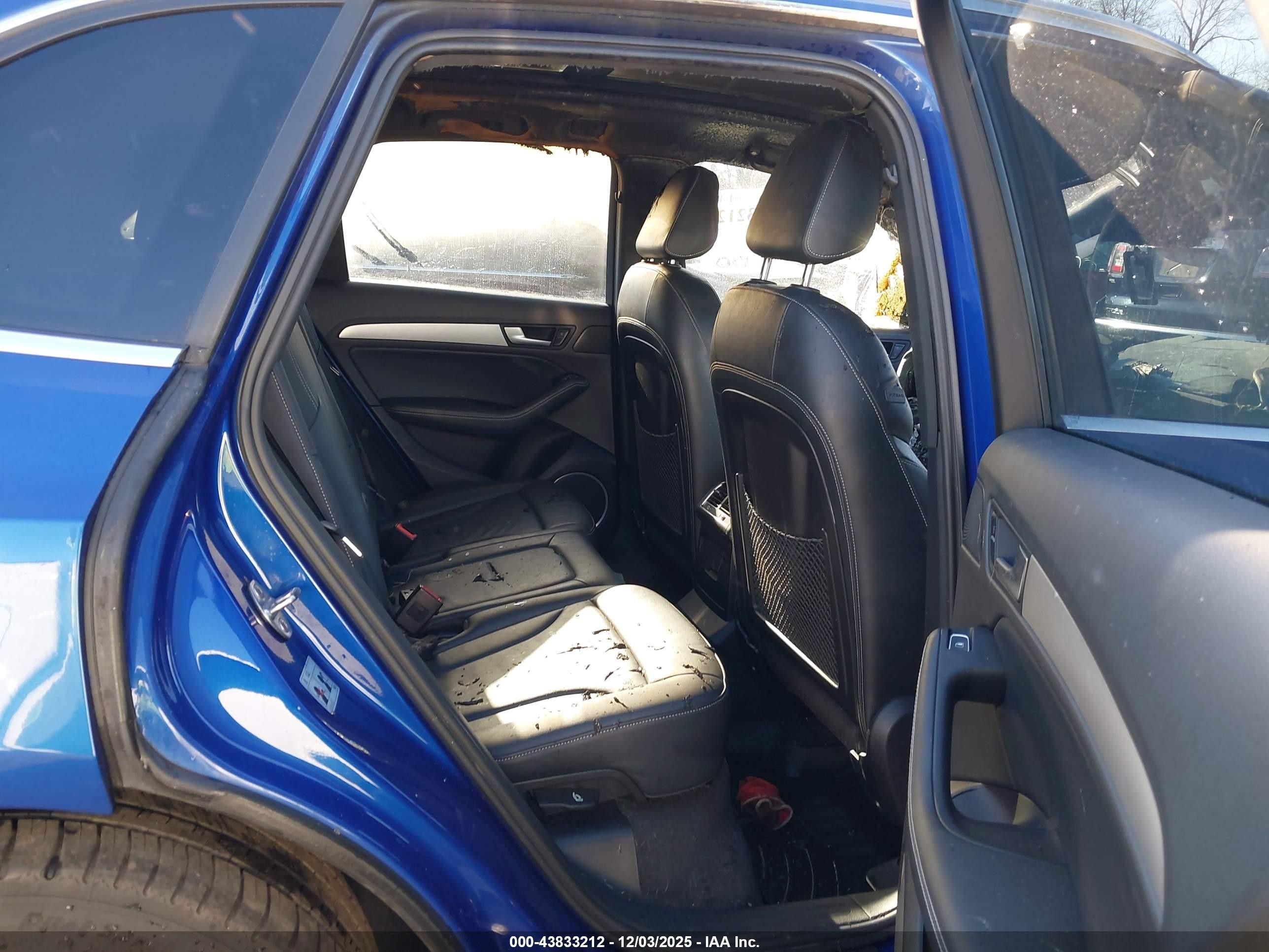 2015 Audi Sq5 3.0t Premium Plus Blue vin: WA1CGAFP8FA114019