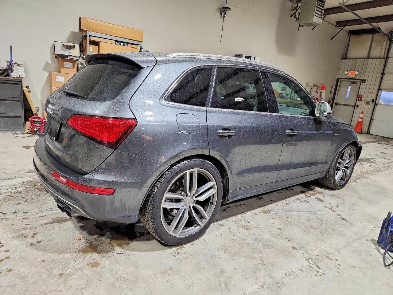 2015 Audi Sq5 Gray vin: WA1CGAFP9FA077966