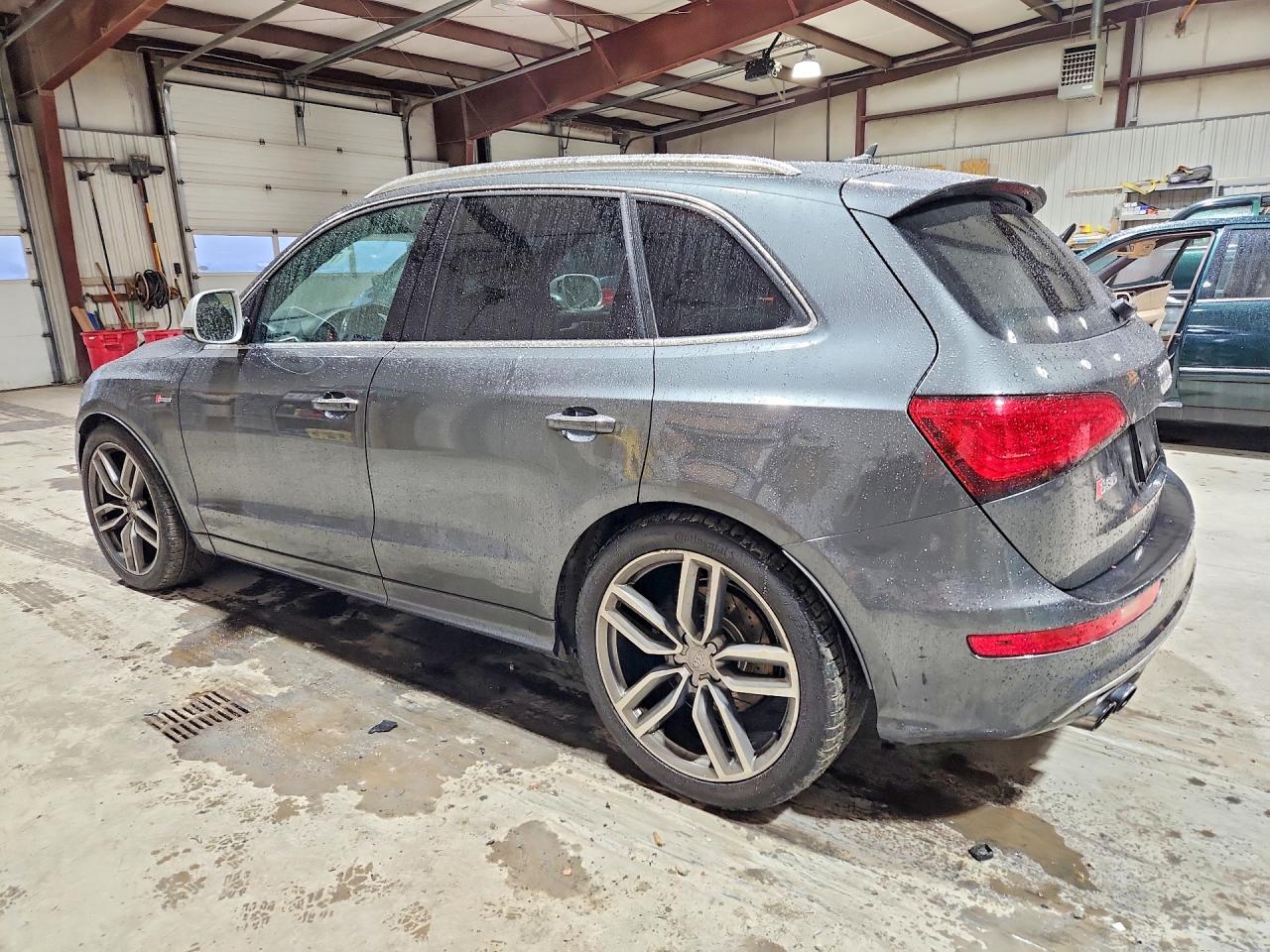 2015 Audi Sq5 Gray vin: WA1CGAFP9FA077966