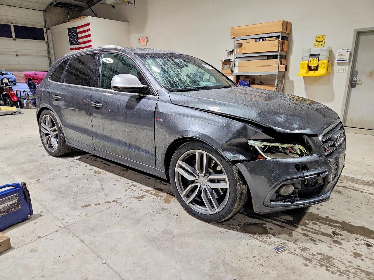 2015 Audi Sq5 Gray vin: WA1CGAFP9FA077966