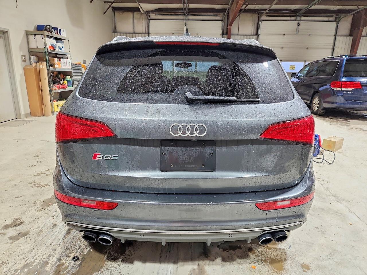 2015 Audi Sq5 Gray vin: WA1CGAFP9FA077966