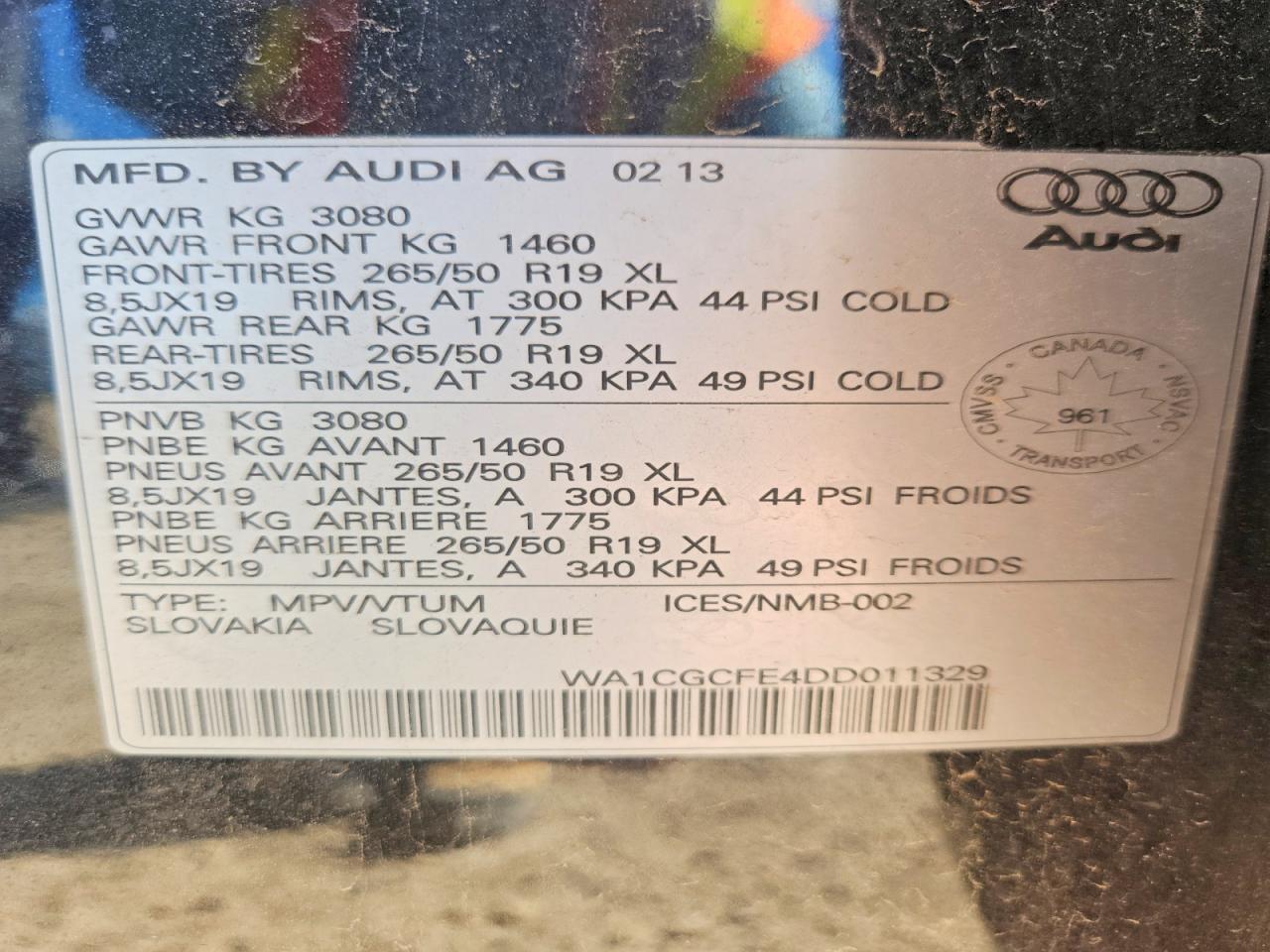 2013 Audi Q7 Premium Черный vin: WA1CGCFE4DD011329
