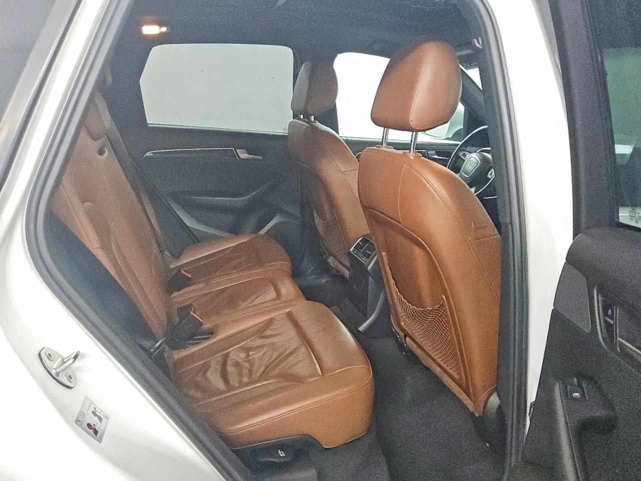 2010 Audi Q5 Premium White vin: WA1CKAFP2AA087536
