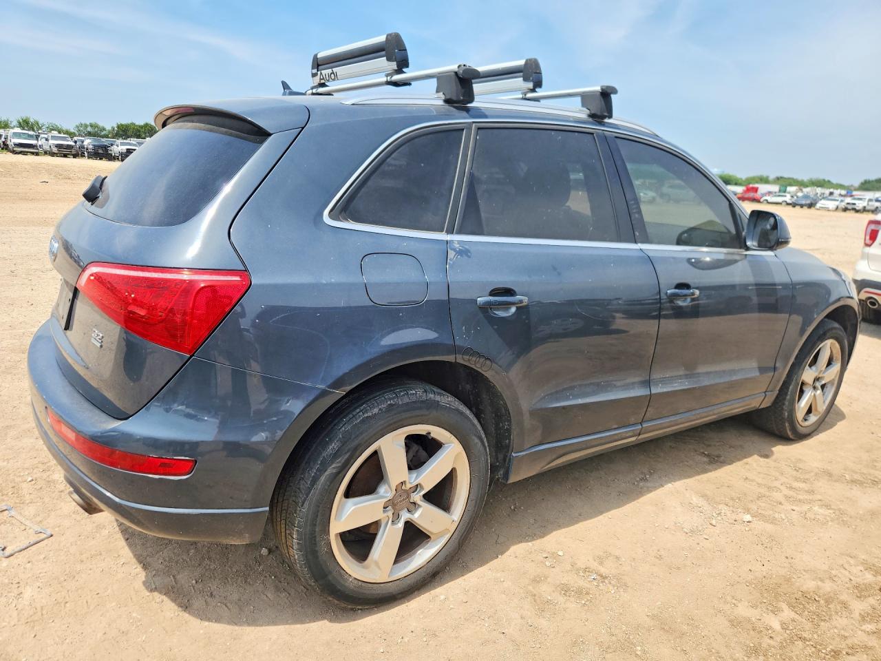2010 Audi Q5 Premium Gray vin: WA1CKAFP2AA098603