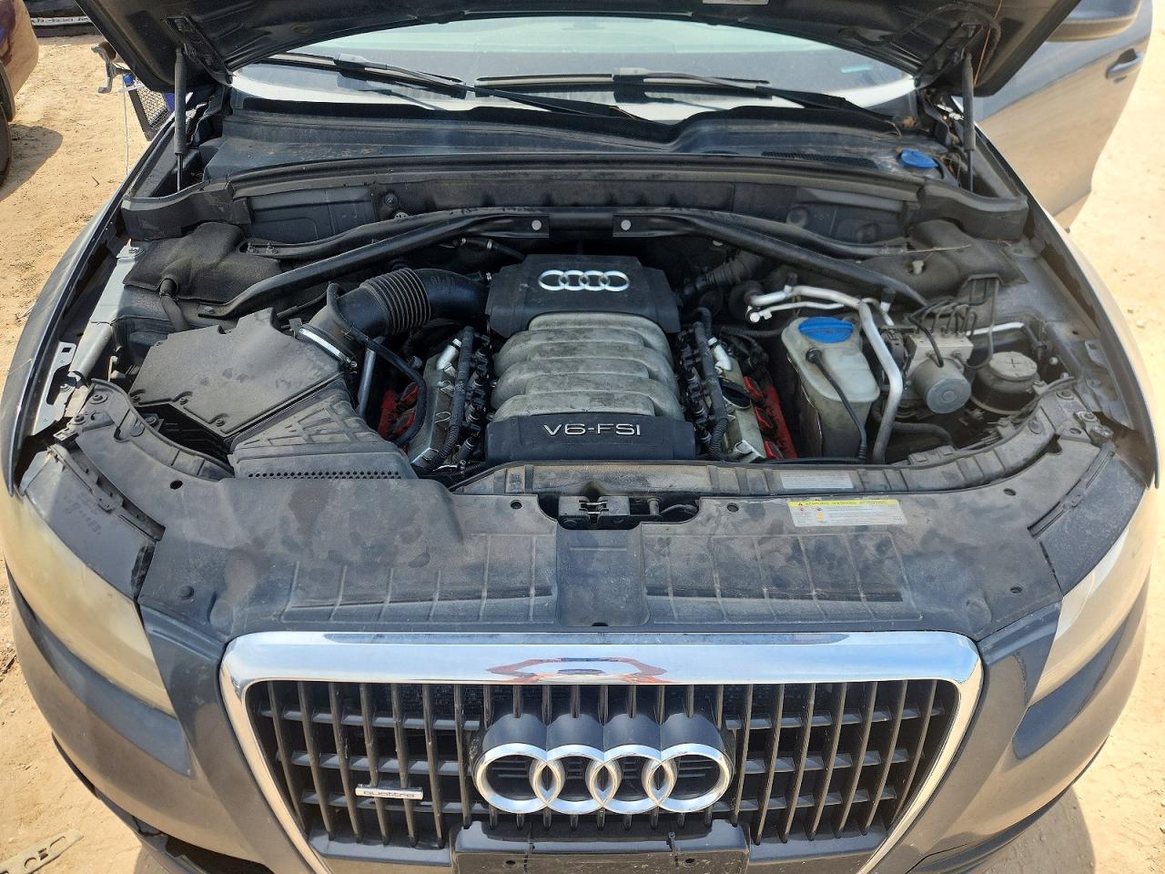 2010 Audi Q5 Premium Gray vin: WA1CKAFP2AA098603